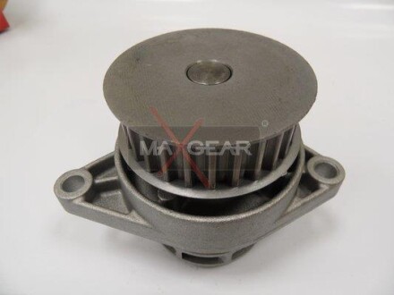 Помпа водяная MAXGEAR 47-0063