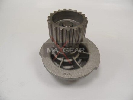 Помпа водяная MAXGEAR 47-0072
