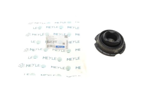 Подушка амортизатора (переднього) Audi Q7/VW Touareg 02-15 MEYLE 100 641 0012