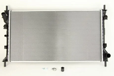 Радіатор охолодження двигуна First Fit NISSENS 62015A