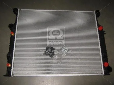 Радиатор охлаждения First Fit NISSENS 62576A
