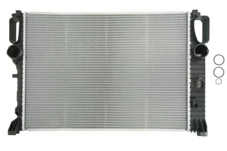 Радіатор охолодження двигуна First Fit NISSENS 62797A