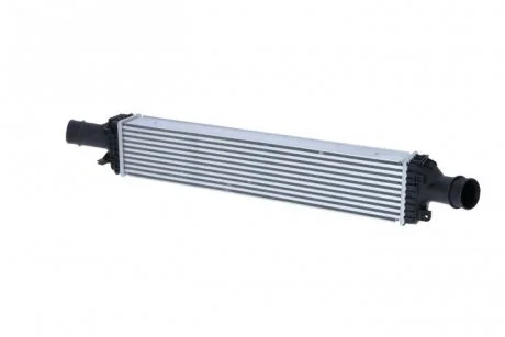 Радіатор інтеркулера Audi A4/A5/A6 2.0TFSI/2.7/3.0TDI 07-18/Porsche Macan 2.0i/3.0D 14- NRF 30189