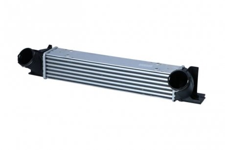Радіатор інтеркулера BMW 1 (E81/E82/E87/E88)/3 (E90/E91)/X1 (E84) 2.0 04-15 NRF 30797