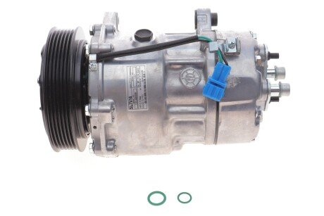 Компресор кондиціонера VW LT 28-46/ T4 96-06 NRF 32168