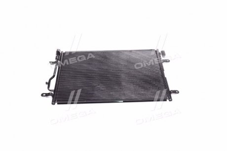 Радіатор кондиціонера Audi A4/A6 00-05 NRF 35404