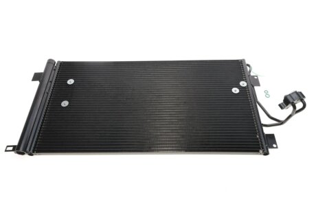 Радіатор кондиціонера Audi Q7/Porsche Cayenne/VW Touareg 2.5D/6.0 02-15 NRF 35639