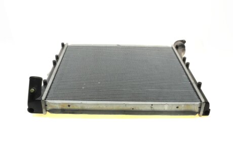 Радіатор охолодження VW LT 28-35/40-55 2.4i/TD 79-96 NRF 503001