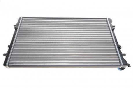 Радіатор охолодження Skoda Octavia/VW Golf IV 1.4- NRF 509529A