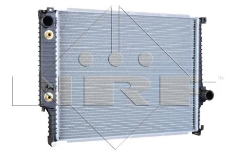 Радиатор охлаждения двигателя NRF 519558