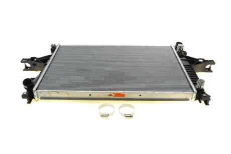 Радіатор охолодження Volvo S60//S80/V70 2.0-2.5/2.4D 01-10 NRF 53532