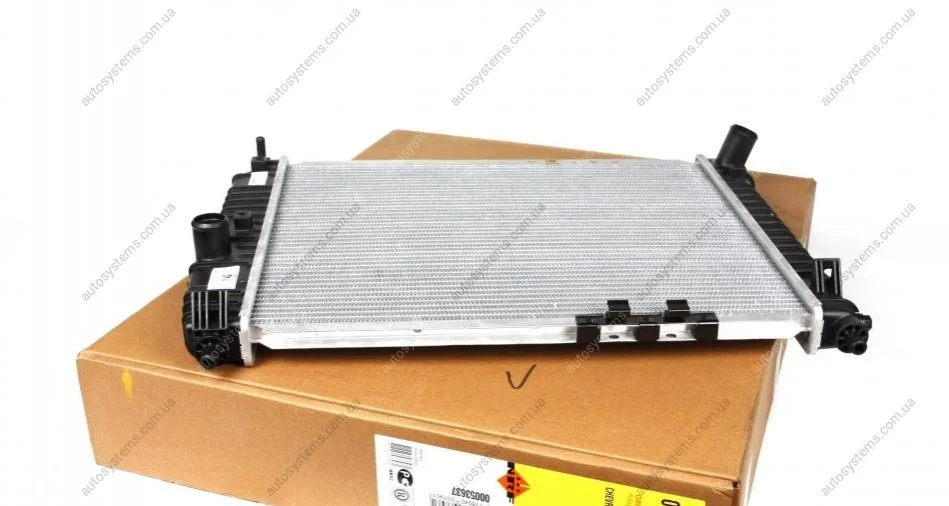 Радіатор охолодження Chevrolet Aveo 1.2-1.5 04- NRF 53637 (фото 1)