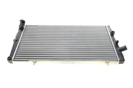 Радіатор охолодження Peugeot 309/405 1.1-1.9D 85-93 NRF 54669