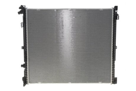 Радиатор охлаждения двигателя NRF 550282