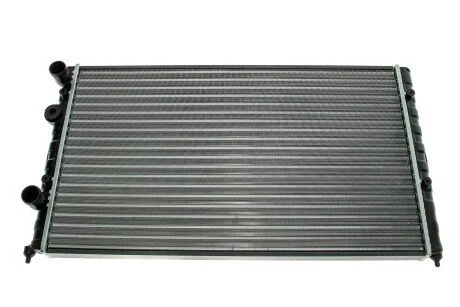 Радіатор охолодження VW Caddy II 1.9 TDI/SDI 95-04 NRF 58093