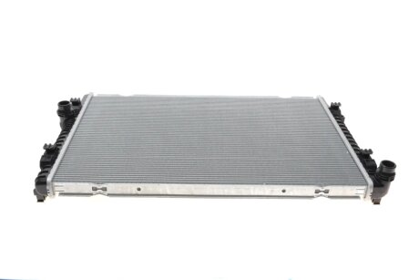 Радіатор охолодження VW Golf VII/Passat 1.8/2.0 12-/Skoda Octavia/Superb 1.8/2.0 12- NRF 58437