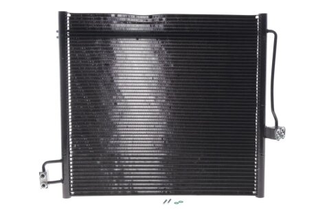 Радіатор кондиціонера (з осушувачем) MB GL-class (X164)/GLE (W166) 12-18 (OM642/OM651/M276/M278)(незначне пошкодження) NRF DSC_350080