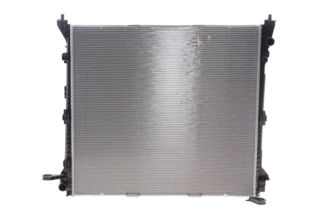 Радіатор охолодження VW Crafter 2.0TDI 16-(пошкоджене кріплення) NRF DSC_550249