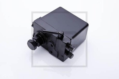 Насос гидравлический подъема кабины PE AUTOMOTIVE 013.604-00A