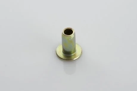 Заклепка сталева трубчаста D8X15MM PE AUTOMOTIVE 016.252-00A