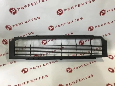 Решітка радіатора (рестайлінг) Tesla Model S 1058022-00-B PERFEKTES 131-TSMS-2200B-00