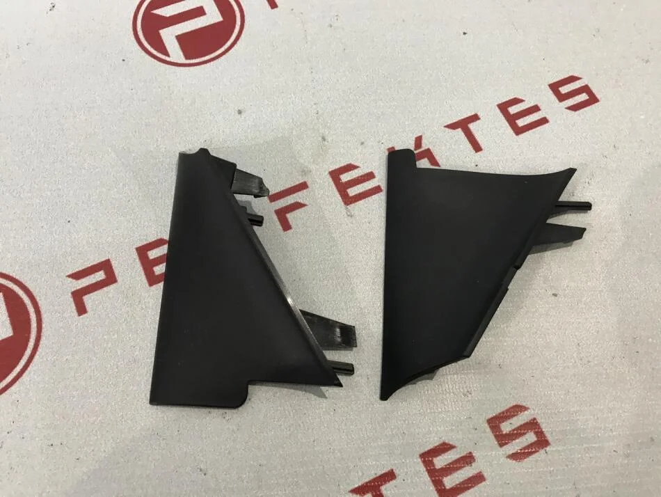 Заглушка буксировочного крюка (рестайлинг) Tesla Model S 1057845-00-C PERFEKTES 131-TSMS-4500C-00 (фото 1)