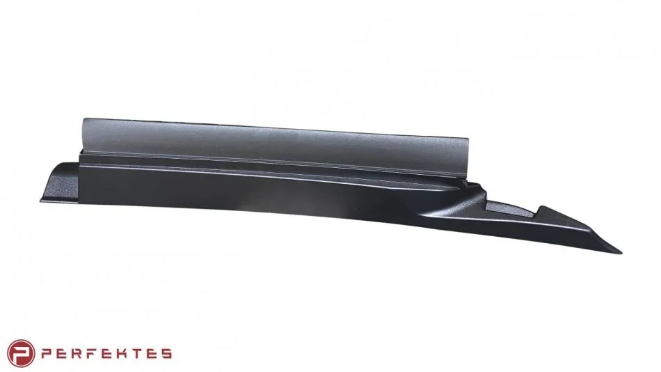 Накладка под капот у петли (рестайлинг) LH Tesla Model 3 1504933-00-A PERFEKTES 332-TSM3-3300A-00 (фото 1)
