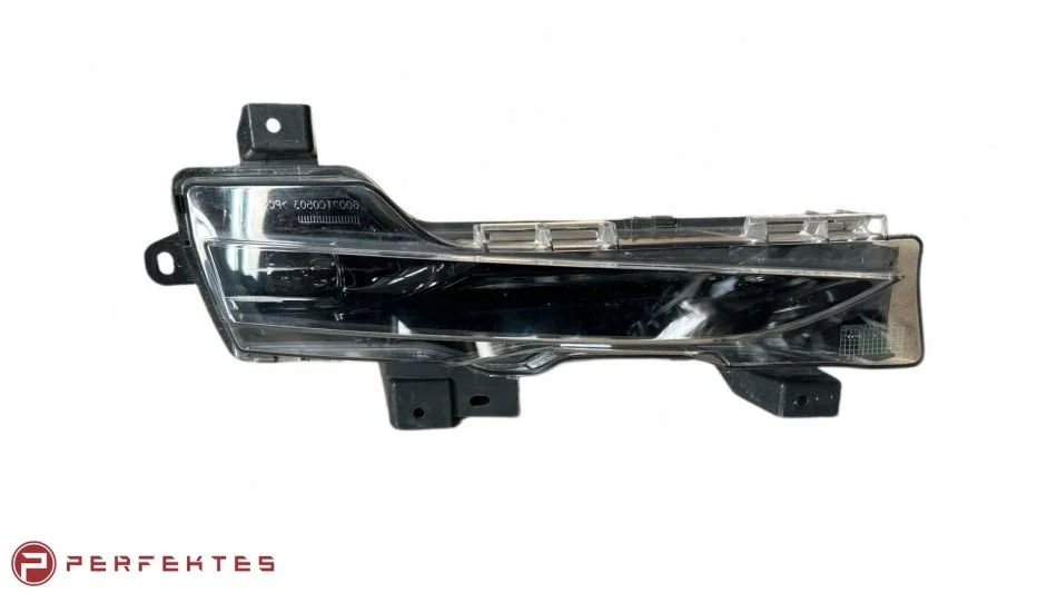 Фара противотуманная (тип: EUR) RH Tesla Model 3, Model Y 1077396-00-C PERFEKTES 351-TSM3-9600C-00 (фото 1)