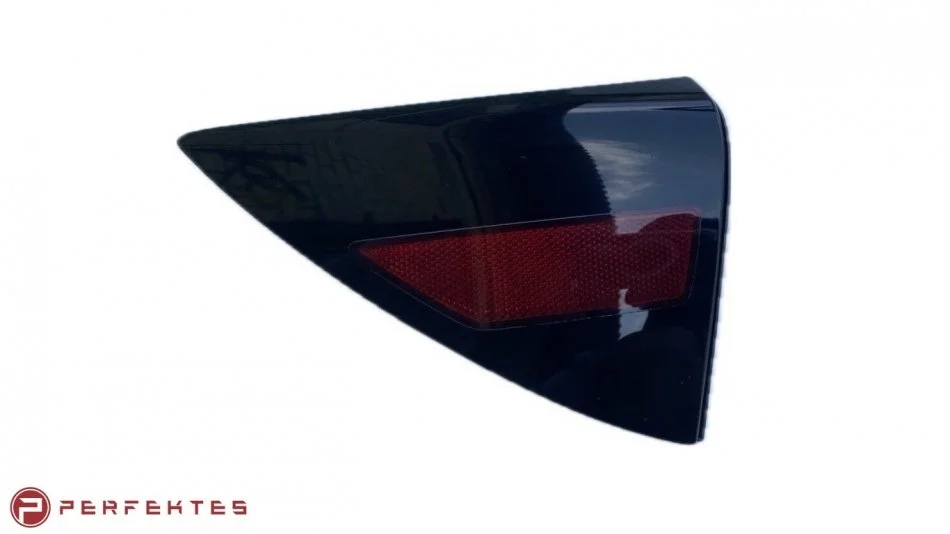 Отражатель заднего крыла (2024) LH Tesla Model 3 1715104-00-B PERFEKTES 372-TSM3-0400B-00 (фото 1)