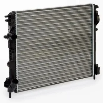 Радиатор охлаждения двигателя Polcar 601508A4