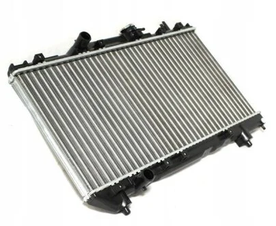 Радиатор охлаждения двигателя Polcar 812508-4
