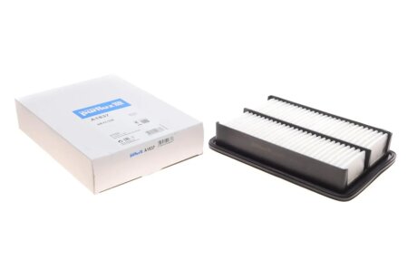 Фільтр повітряний Hyundai H-1 II 2.4 i 2.5 CRDi/TDCi 07- Purflux A1837