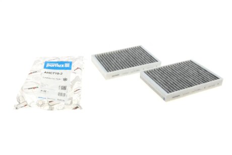 Фільтр салону BMW 5 (G30)/7(G11/G12) 15- (вугільний) Purflux AHC710-2