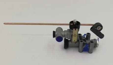 4640061000 Клапан регулювання рівня підвіски REINKRAFT RK84008