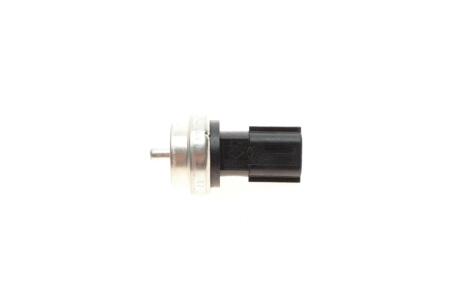 Датчик температури охолоджуючої рідини Kangoo/Trafic/Master II 1.4-2.5 dСi 02- (2 конт.) RENAULT 226301872R
