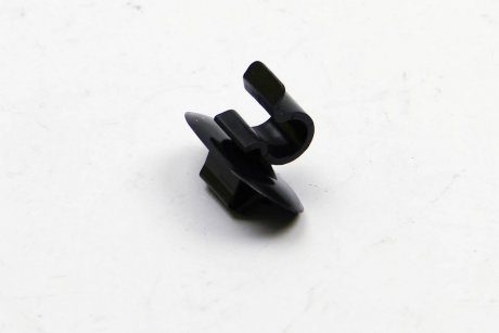 Елемент капота RENAULT 77 03 179 014