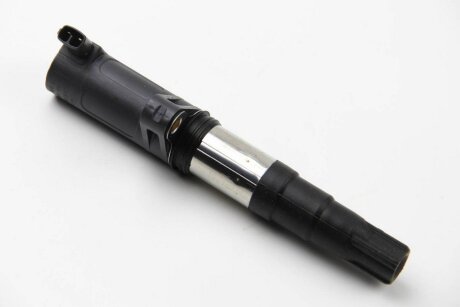 Катушка зажигания RENAULT 82 00 765 882