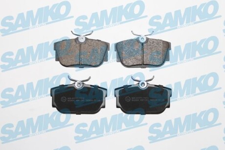 Тормозные колодки дисковые, комплект SAMKO 5SP1303