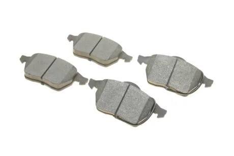 Колодки гальмівні (передні) Audi A4/A6/VW Passat 95- (з датчиком) Solgy 209066