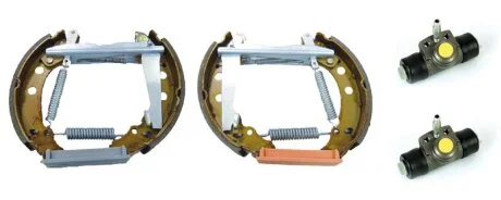 Колодки тормозные с цилиндрами, комплект STARLINE BC SK122