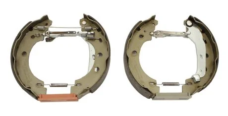 Колодки тормозные с цилиндрами, комплект STARLINE BC SK379