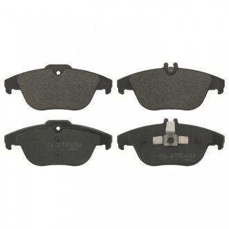 Тормозные колодки дисковые задние, комплект SWAG 10 91 6736