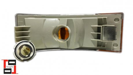 Ліхтар покажчика повороту з 2 pole Volvo FM12, FH12 e-mark TANGDE TD01-51-007-2