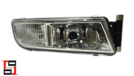 Противотуманная фара RH Man TGX e-mark 81251016522 TANGDE TD01-57-016R-T