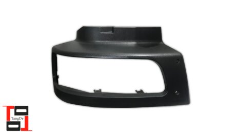 Рамка фары RH Renault Midlum 5001853996 TANGDE TD01-58-004FR-T