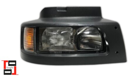 Фара головного света RH Renault Midlum e-mark 5001853978 TANGDE TD01-58-004R-T