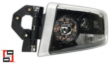 Фара головного світла р/управління чорна з протитуманкою, ксеноновою лампою та баластом LH Renault new Premium e-mark 5010578454 TANGDE TD01-58-009AXL