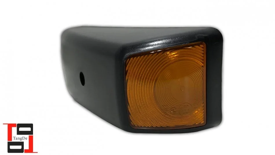 Фонарь указателя поворота Renault Magnum e-mark 5010271807 TANGDE TD01-58-015 (фото 1)