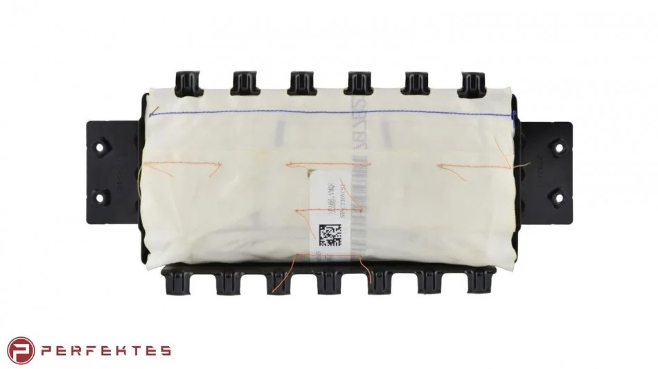 Подушка безопасности (в торпеду) Tesla Model 3, Model Y TESLA 1077824-00-F (фото 1)