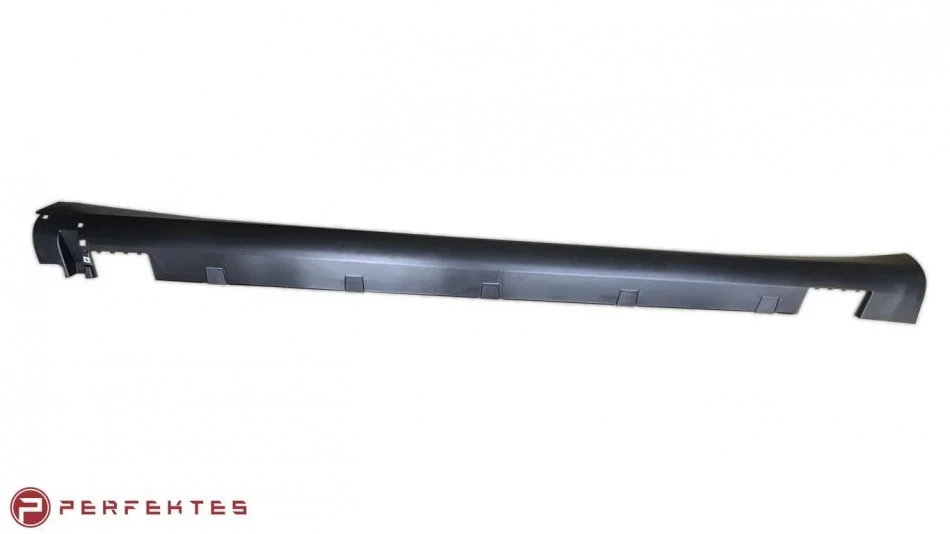 Накладка порога (рестайлінг) RH Tesla Model S TESLA 6005875-00-J (фото 1)